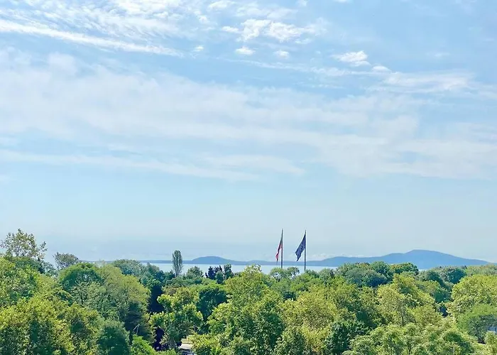 Alonia - Your Burgas Shelter By The Park And Beach